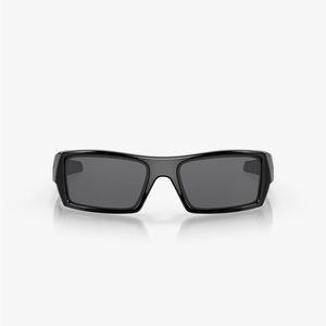 Oakley’s Men Sunglasses